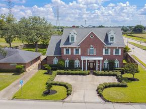 10713 Greenwillow Street, Houston TX 77035