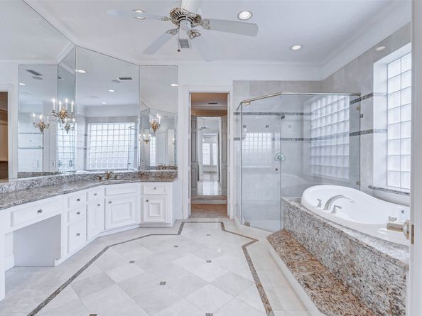 10713 Greenwillow Street, Houston TX 77035