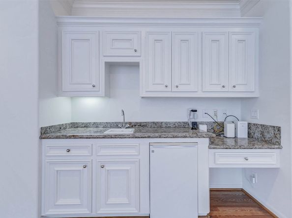 10713 Greenwillow Street, Houston TX 77035