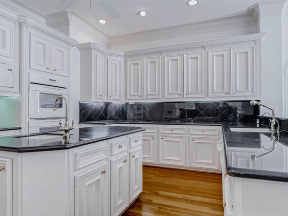 10713 Greenwillow Street, Houston TX 77035