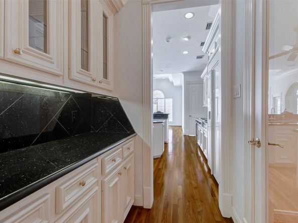 10713 Greenwillow Street, Houston TX 77035