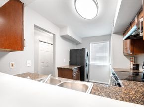15321 Kingfield Drive 803, Houston TX 77084