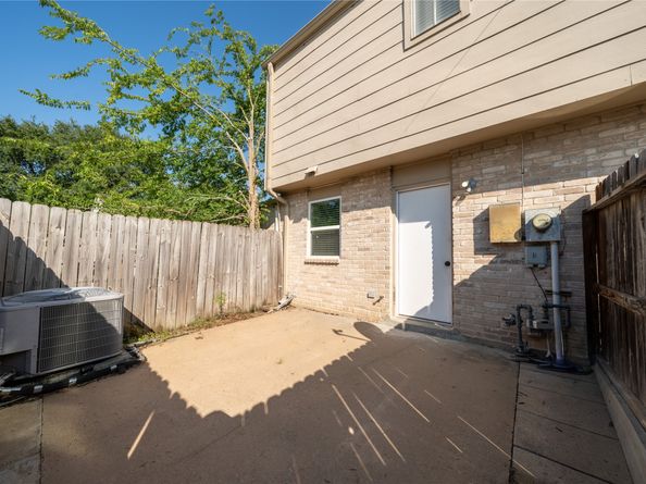 15321 Kingfield Drive 803, Houston TX 77084
