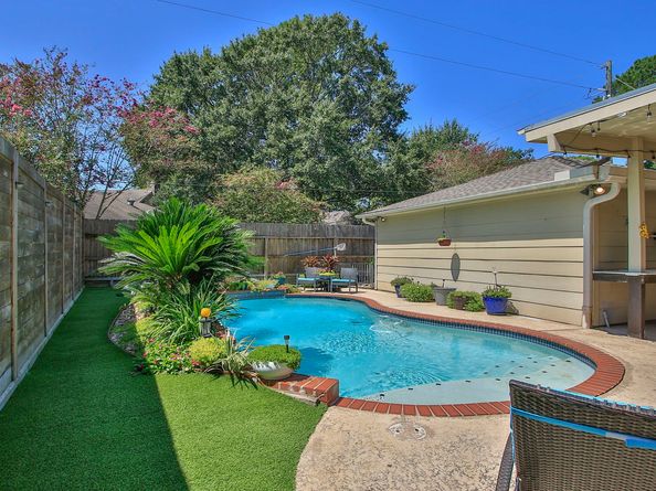 16119 Maplehurst Drive, Spring TX 77379