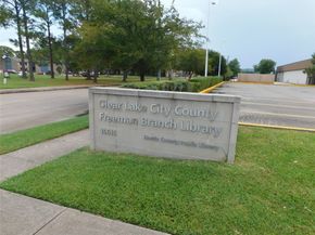 1517 Silverpines Road, Houston TX 77062