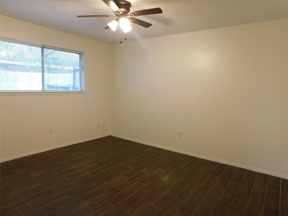 1517 Silverpines Road, Houston TX 77062