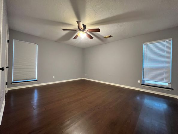 15903 Brookvilla Drive, Houston TX 77059