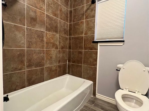 15903 Brookvilla Drive, Houston TX 77059