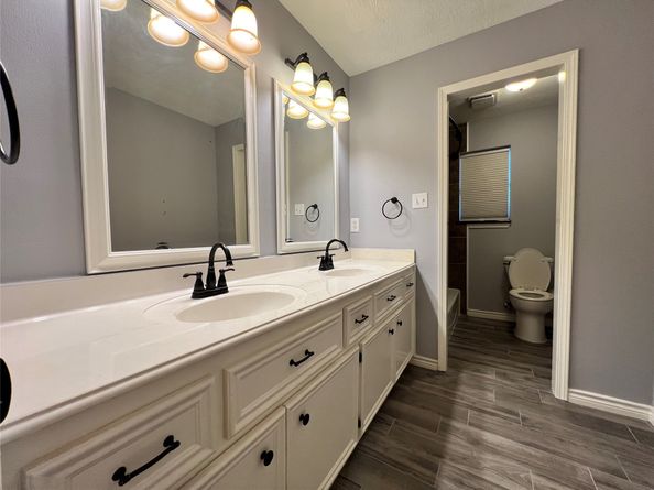 15903 Brookvilla Drive, Houston TX 77059