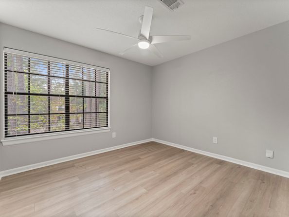 105 Eagle Rock Circle, The Woodlands TX 77381