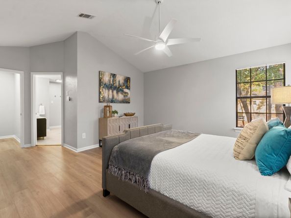 105 Eagle Rock Circle, The Woodlands TX 77381