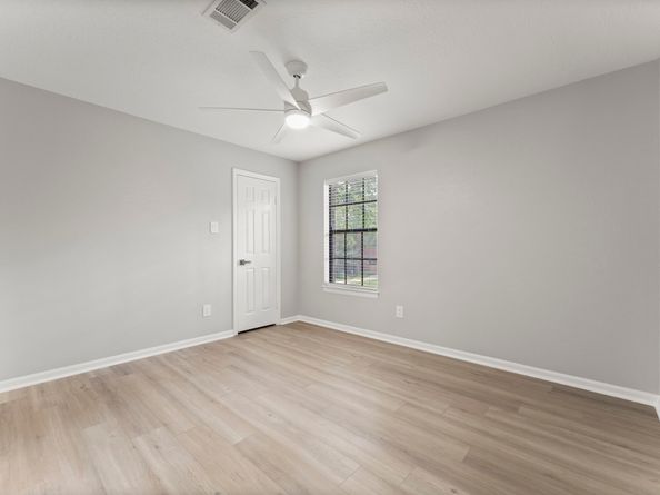 105 Eagle Rock Circle, The Woodlands TX 77381
