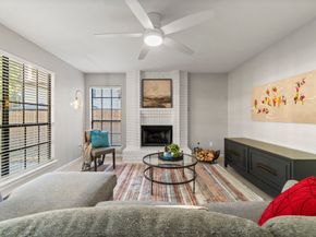 105 Eagle Rock Circle, The Woodlands TX 77381