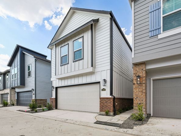 10008 Rustic Charm Street, Houston TX 77080