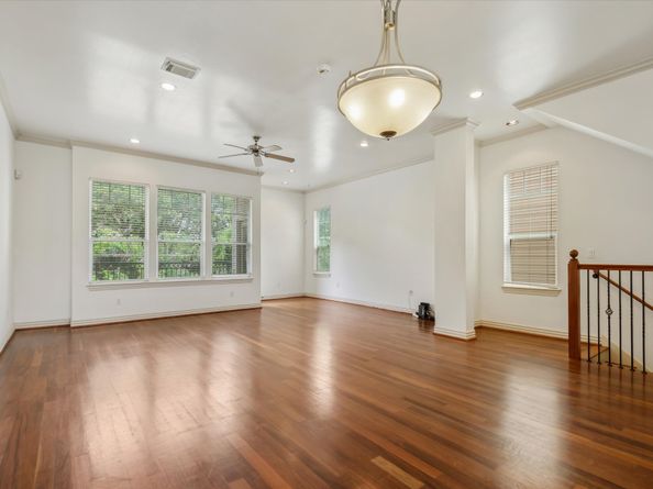 91 Sidney Street, Houston TX 77003