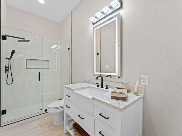 1425 Adkins Road A, Houston TX 77055