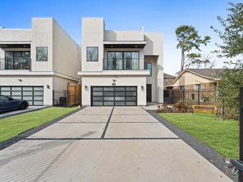1425 Adkins Road
