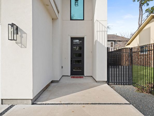 1425 Adkins Road A, Houston TX 77055