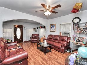 7908 John Street, Houston TX 77012