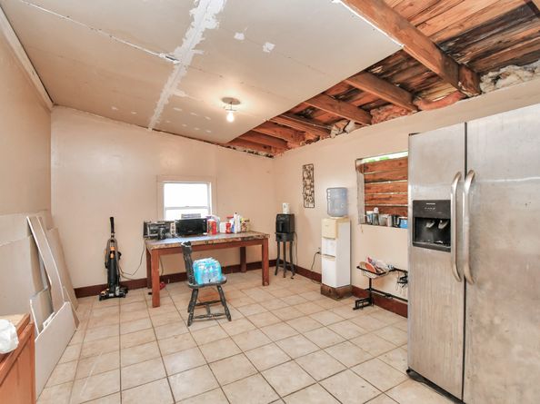7908 John Street, Houston TX 77012