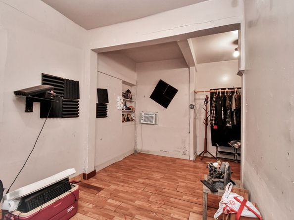 7908 John Street, Houston TX 77012