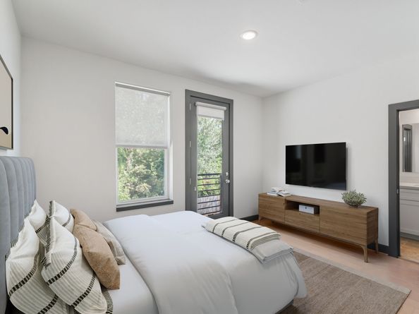 4435 Whitney Oak Lane, Houston TX 77018