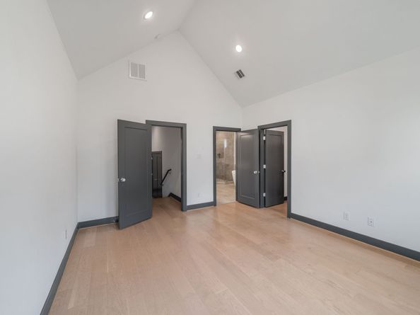 4435 Whitney Oak Lane, Houston TX 77018