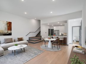 4435 Whitney Oak Lane, Houston TX 77018