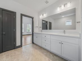 4435 Whitney Oak Lane, Houston TX 77018