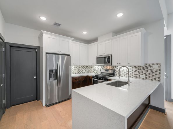 4435 Whitney Oak Lane, Houston TX 77018