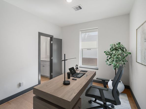 4435 Whitney Oak Lane, Houston TX 77018