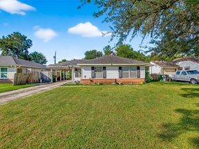 7531 Joplin Street, Houston TX 77087
