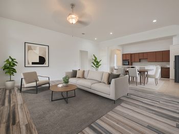 8135 W Pine Creek Bend