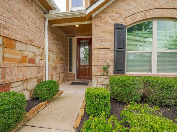8135 W Pine Creek Bend, Cypress TX 77433