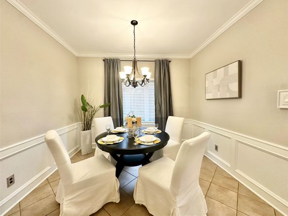 2514 Nantucket Drive C, Houston TX 77057