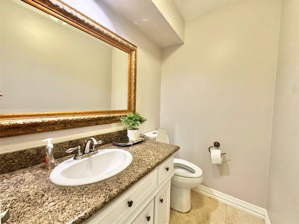 2514 Nantucket Drive C, Houston TX 77057