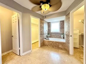 2514 Nantucket Drive C, Houston TX 77057