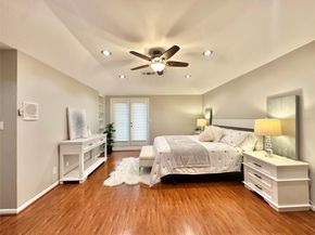 2514 Nantucket Drive C, Houston TX 77057