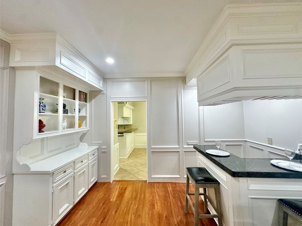 2514 Nantucket Drive C, Houston TX 77057