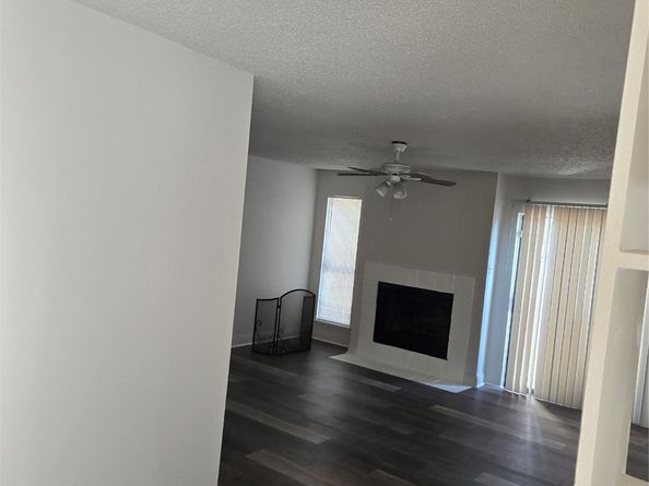 6701 Sands Point Drive 42, Houston TX 77074
