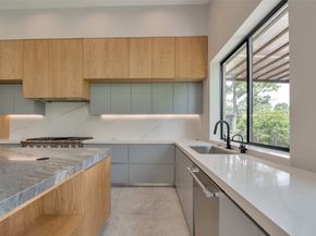 51 Huntsmans Horn Circle, The Woodlands TX 77380