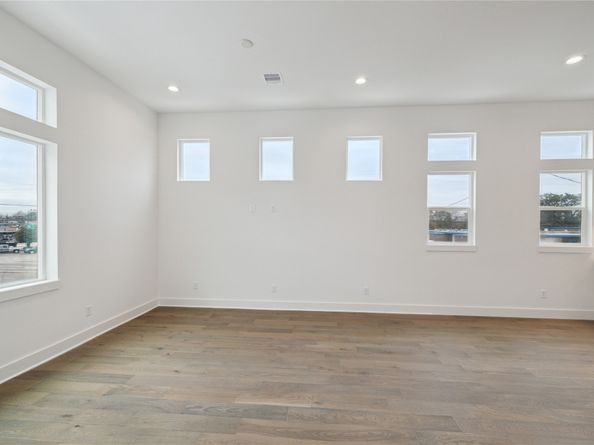 303F Marcella Street, Houston TX 77091