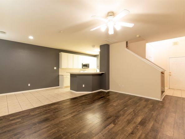 16610 Newglen Lane, Houston TX 77084
