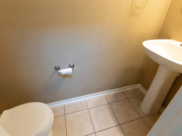 16610 Newglen Lane, Houston TX 77084