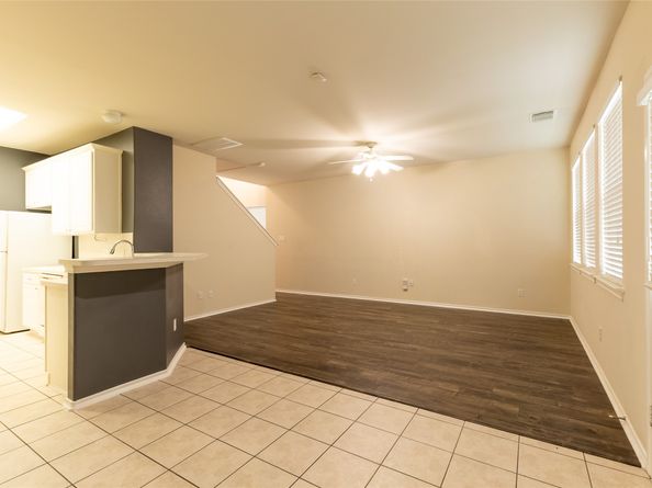 16610 Newglen Lane, Houston TX 77084
