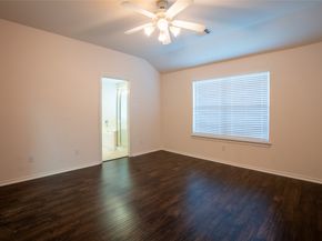 16610 Newglen Lane, Houston TX 77084