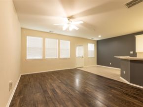16610 Newglen Lane, Houston TX 77084