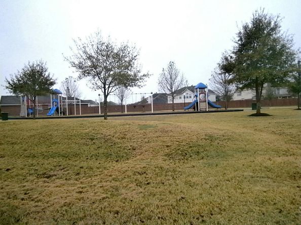 16610 Newglen Lane, Houston TX 77084