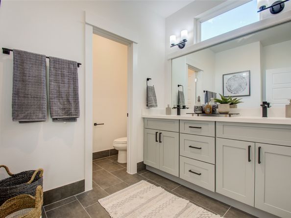 4325 Arlington Street, Houston TX 77022