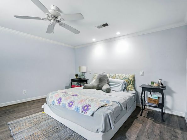 5907 Beaudry Drive, Houston TX 77035